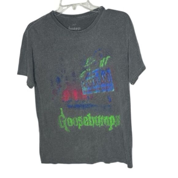 Goosebumps Urban Outfitters Graphic Tee in Gray. Size Small. - Picture 1 of 4